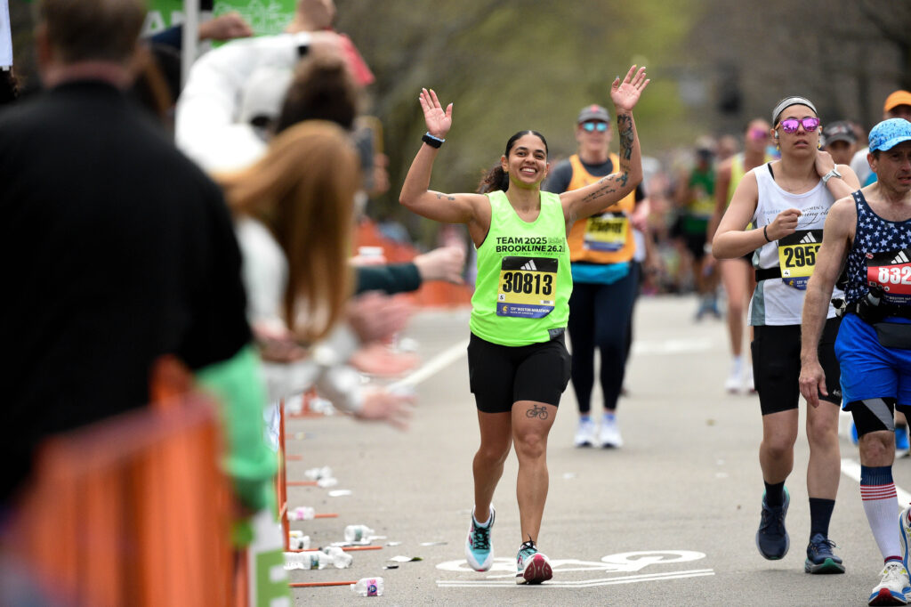 Team Brookline runners together